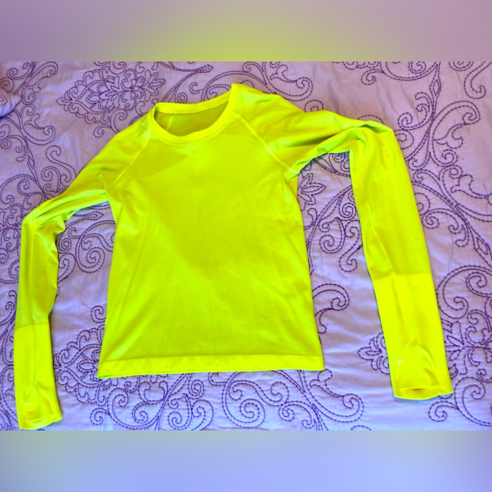 Lululemon swiftly tech - cropped - size 6